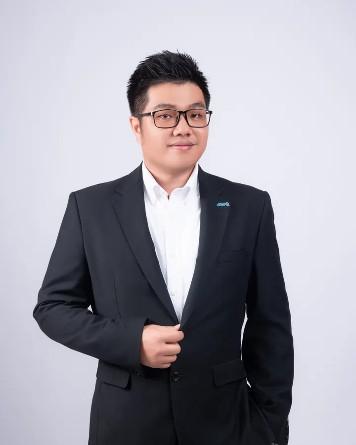 沈势捷 Sim Shi Jie